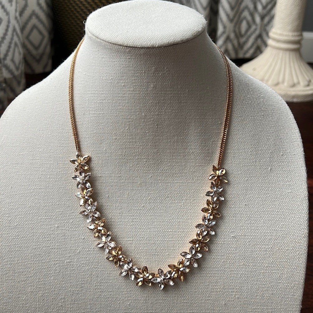 Beautiful Floral Rhinestone Statement Neckalce